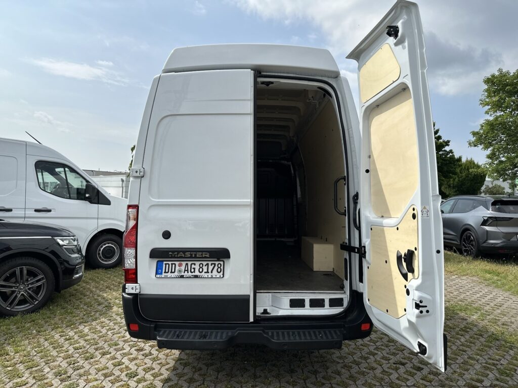 Renault Master Exposé-Bild 20