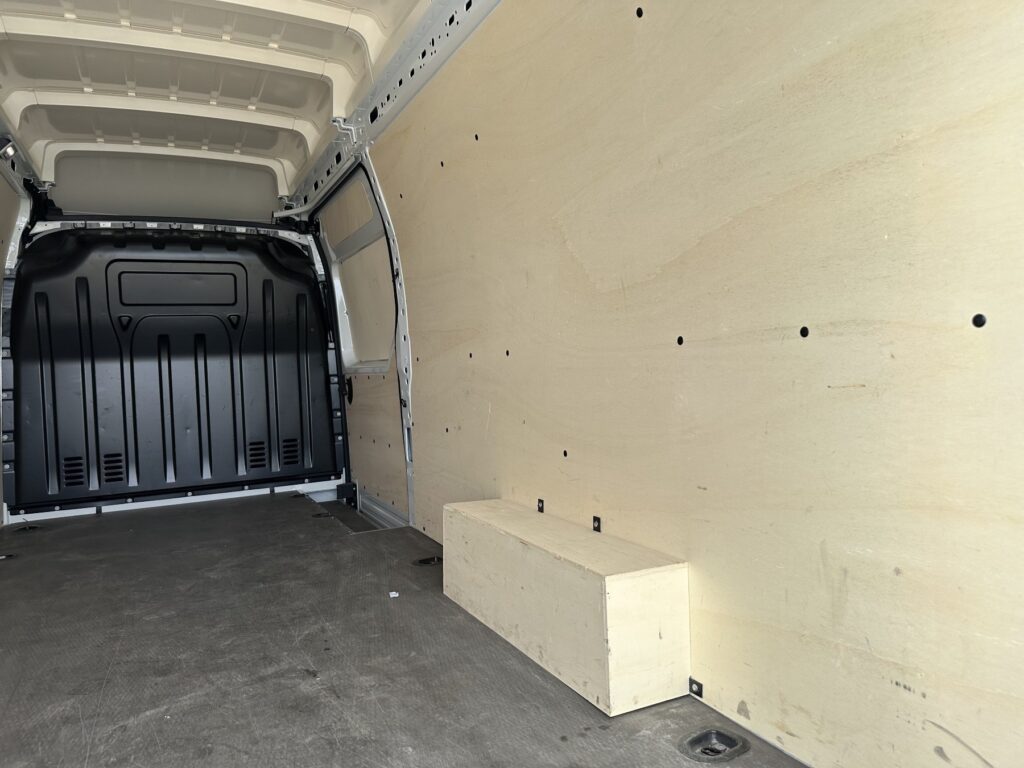 Renault Master Exposé-Bild 25