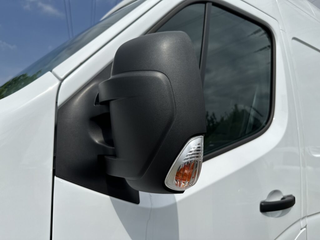 Renault Master Exposé-Bild 30