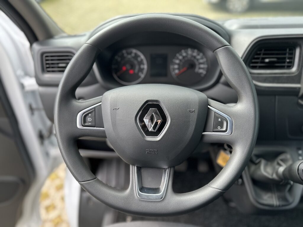 Renault Master Exposé-Bild 37