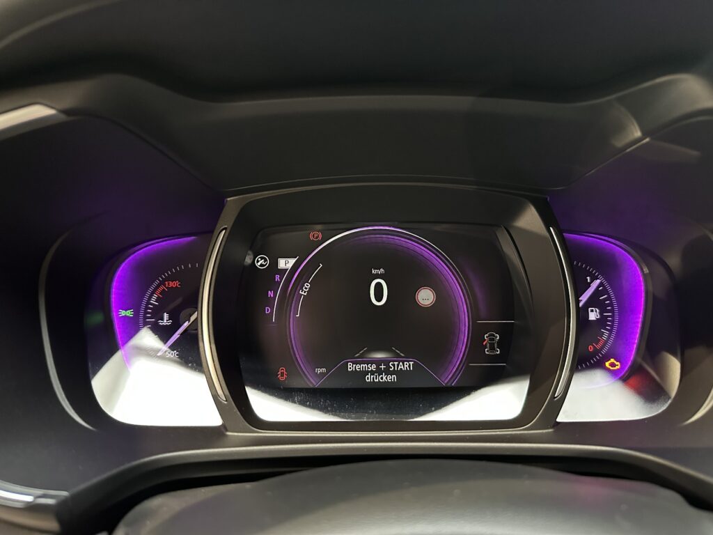 Renault Koleos Exposé-Bild 39