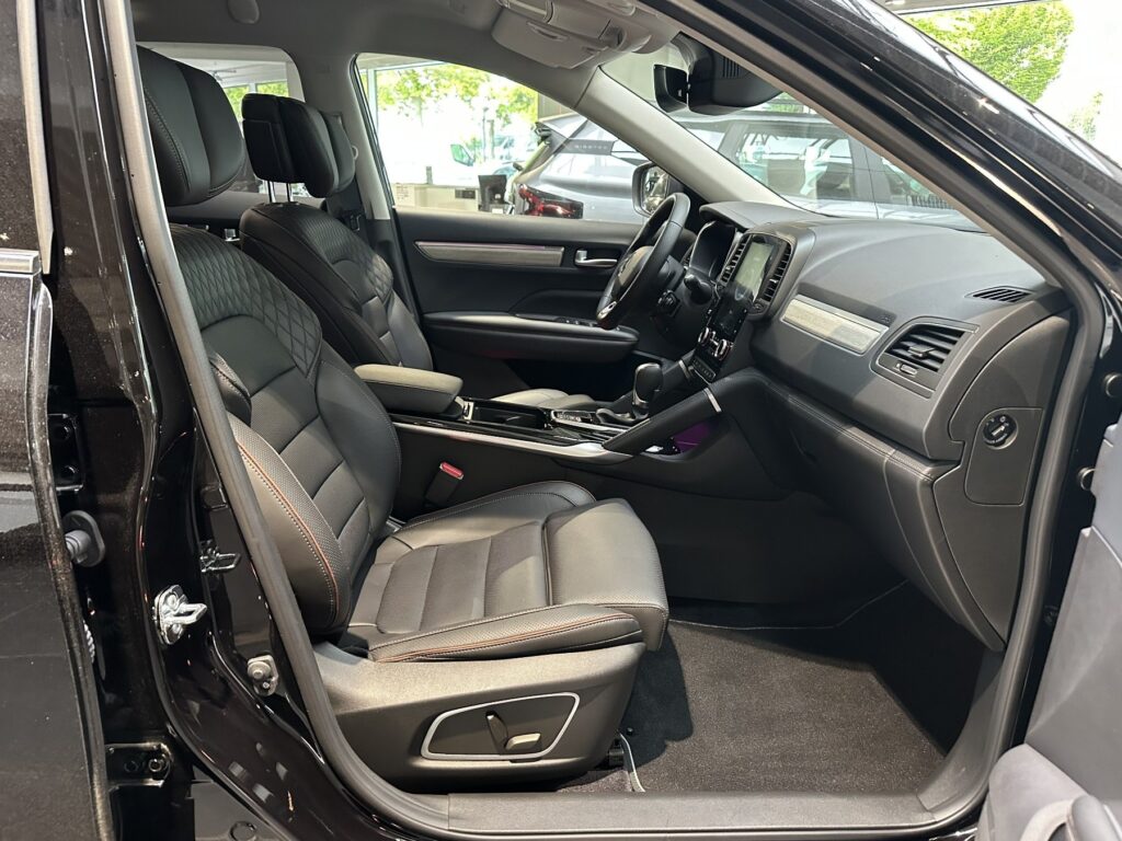 Renault Koleos Exposé-Bild 8
