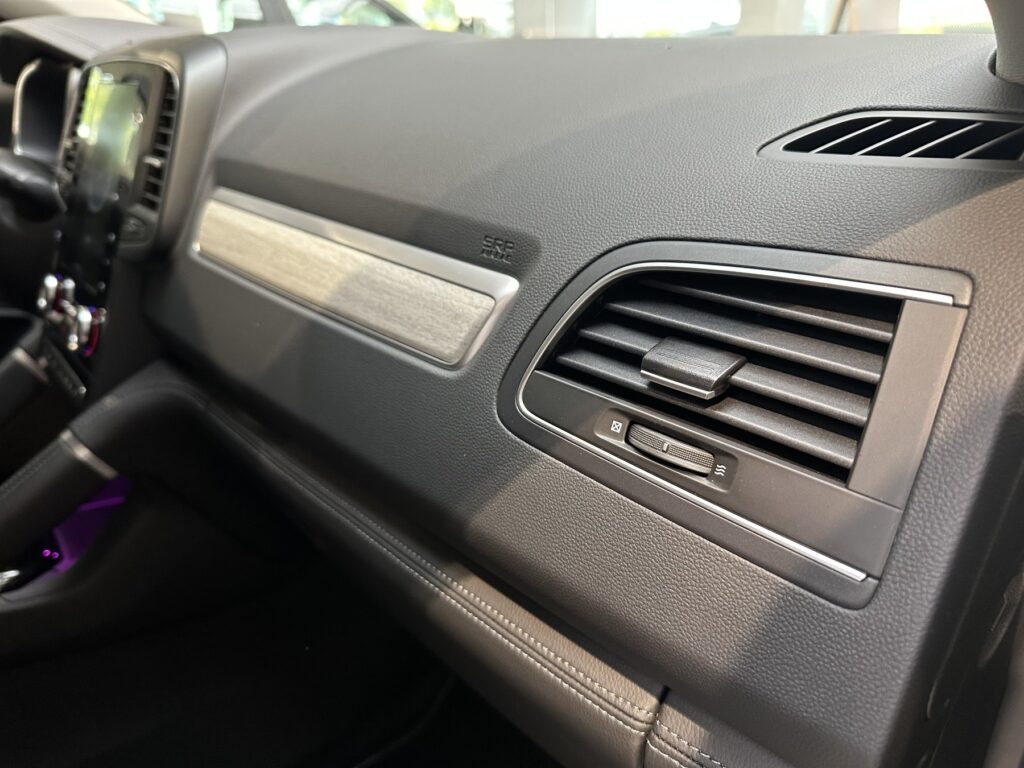 Renault Koleos Exposé-Bild 9