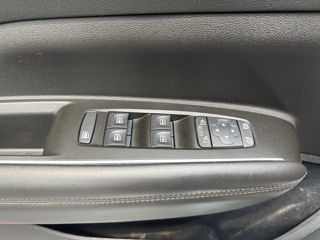 Renault Koleos Exposé-Bild 34