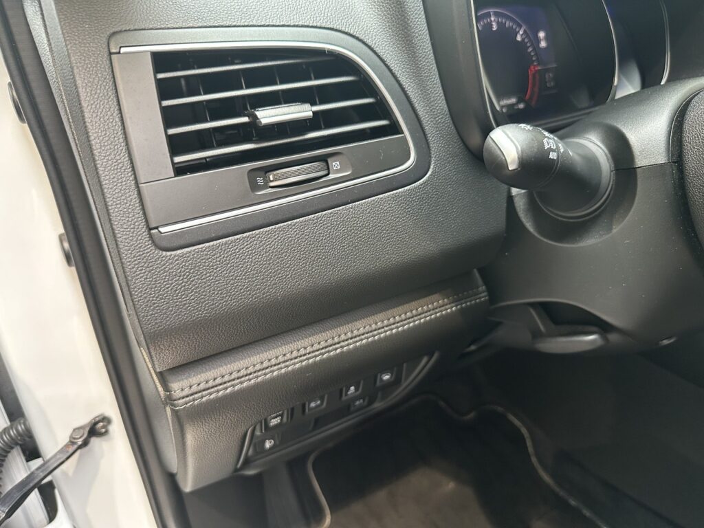 Renault Koleos Exposé-Bild 35