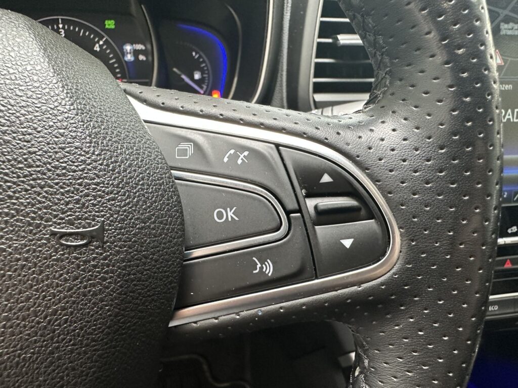 Renault Koleos Exposé-Bild 42