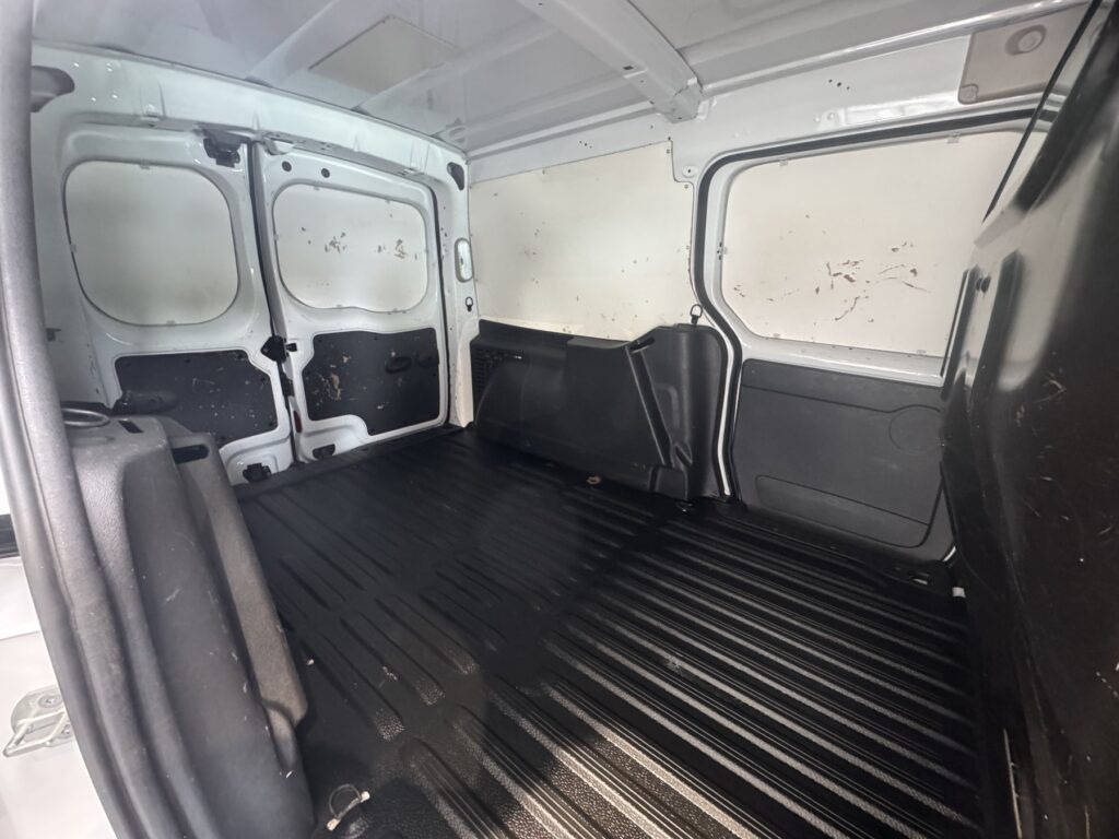 Renault Kangoo Exposé-Bild 11