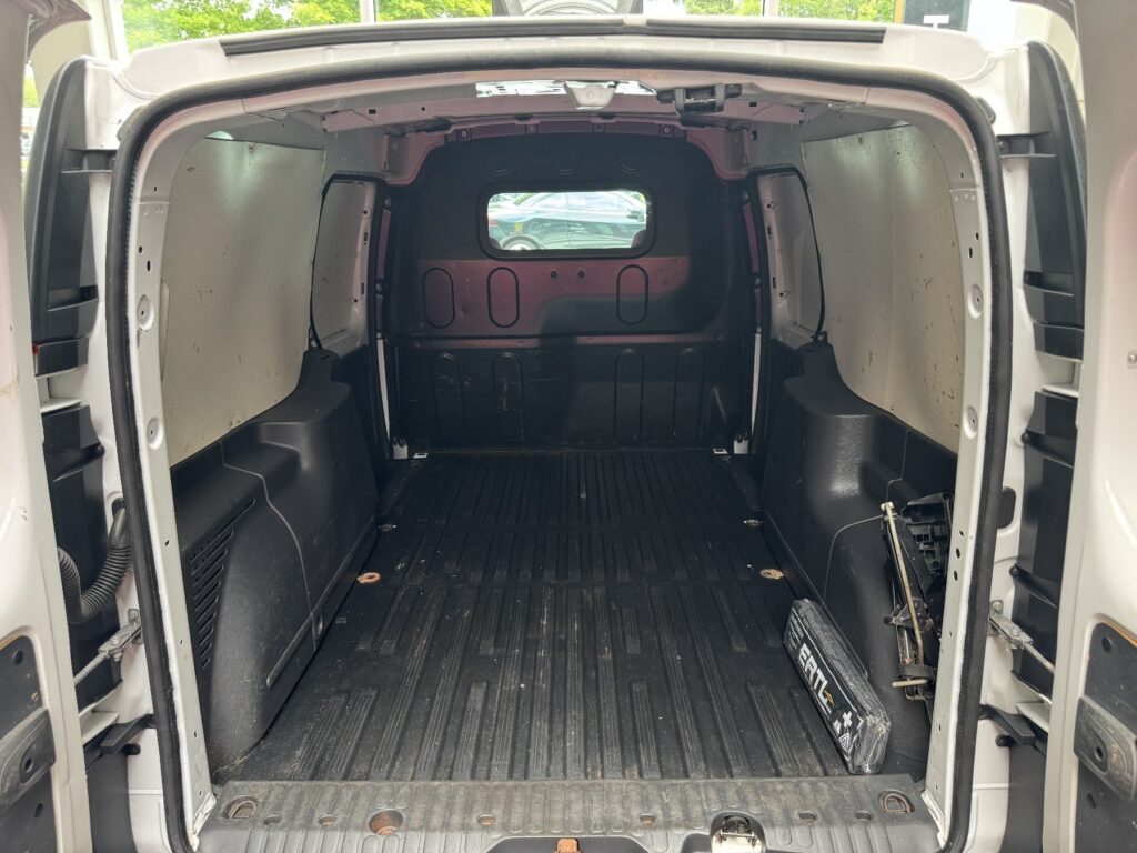 Renault Kangoo Exposé-Bild 13