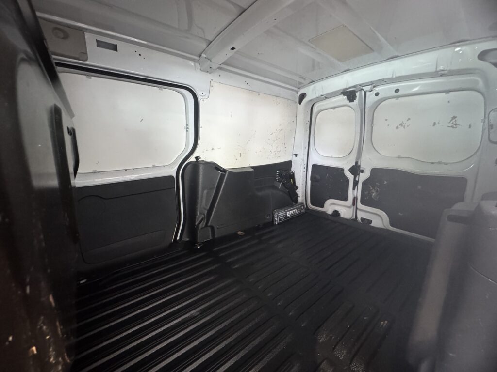 Renault Kangoo Exposé-Bild 16