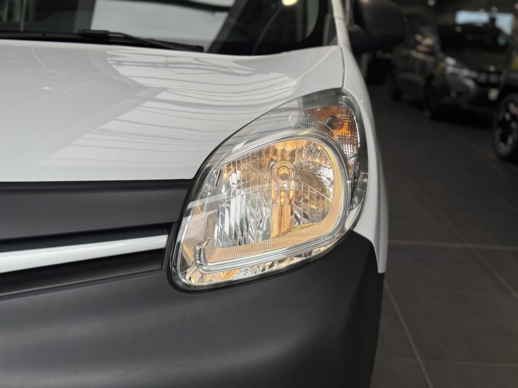 Renault Kangoo Exposé-Bild 45