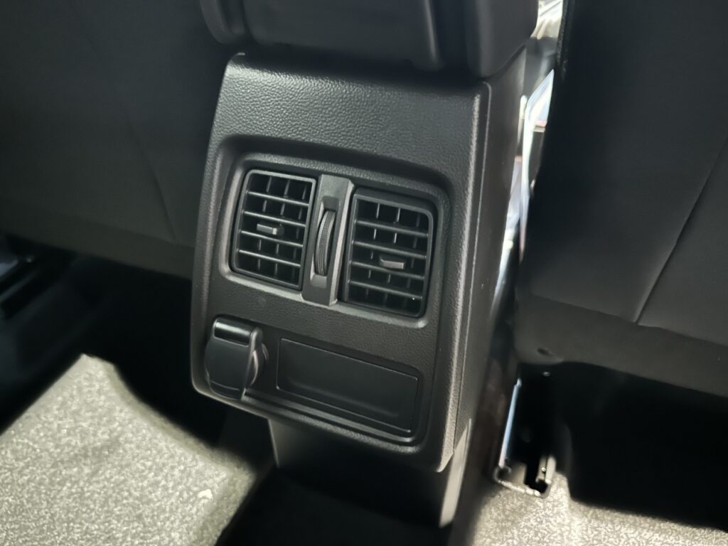 Renault Captur Exposé-Bild 18
