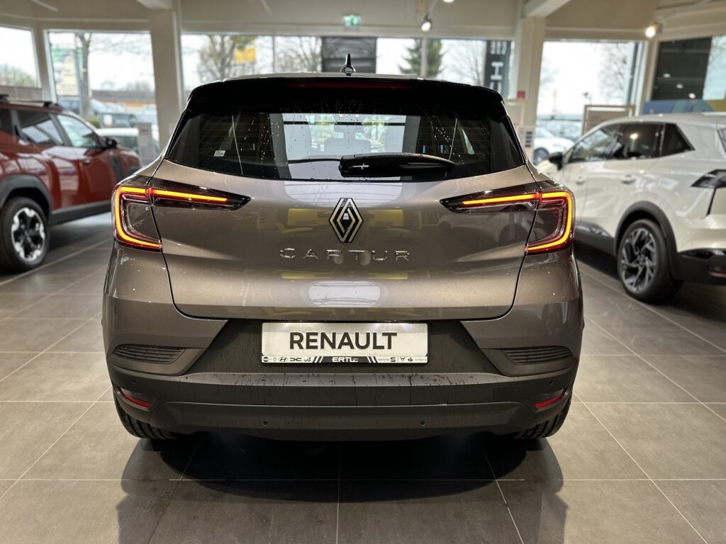 Renault Captur Exposé-Bild 23