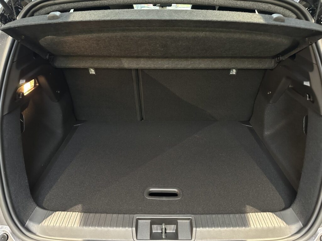 Renault Captur Exposé-Bild 27