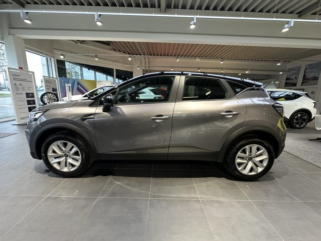 Renault Captur Exposé-Bild 29