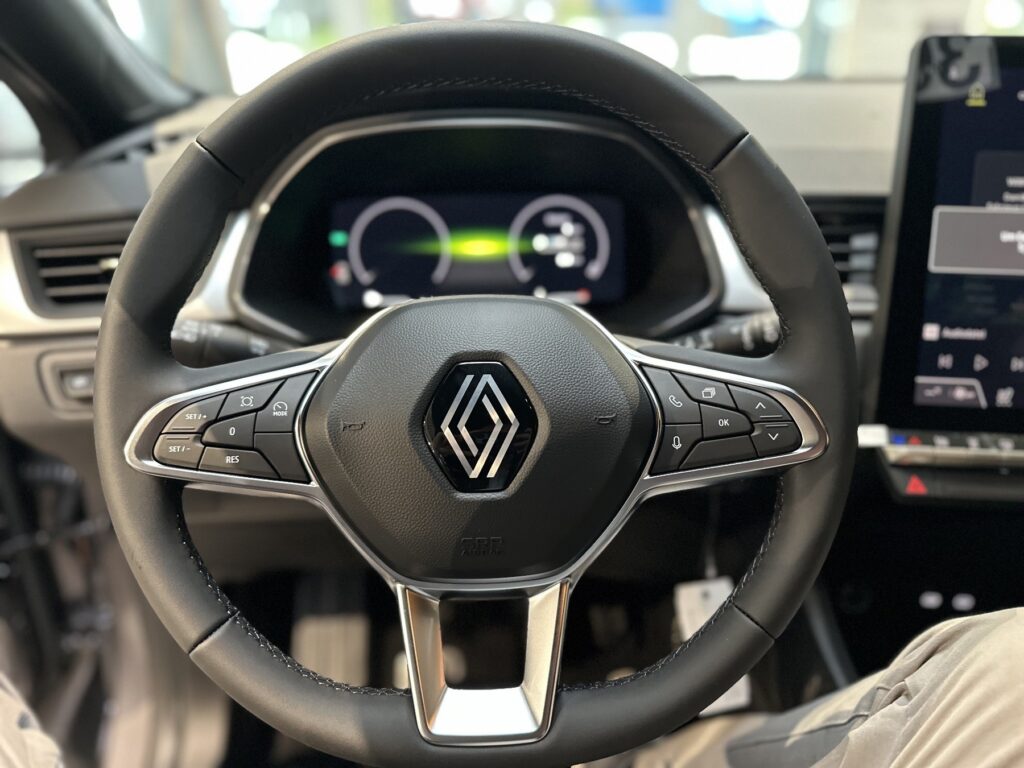 Renault Captur Exposé-Bild 39