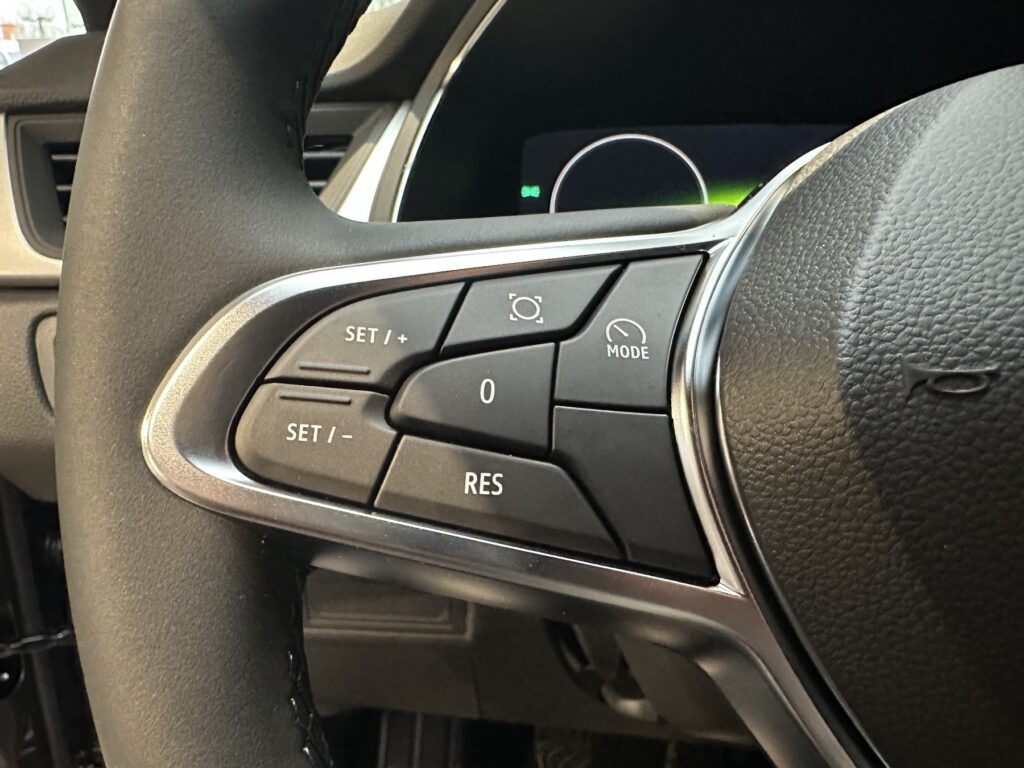 Renault Captur Exposé-Bild 40