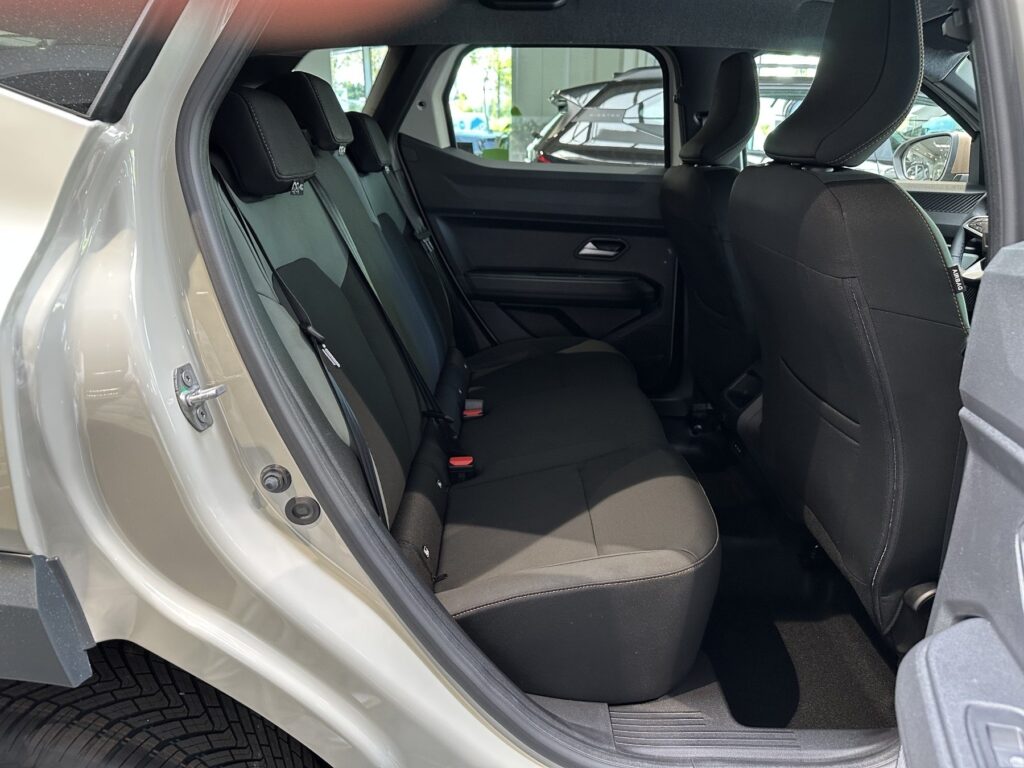 Dacia Duster Exposé-Bild 13
