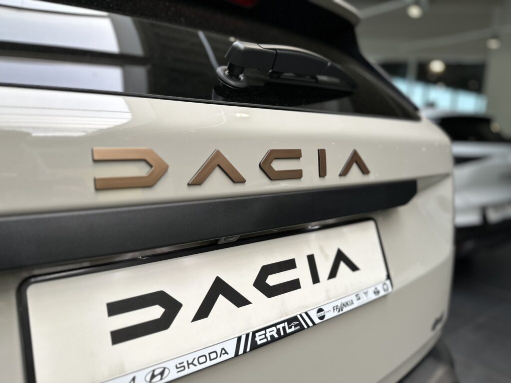 Dacia Duster Exposé-Bild 21