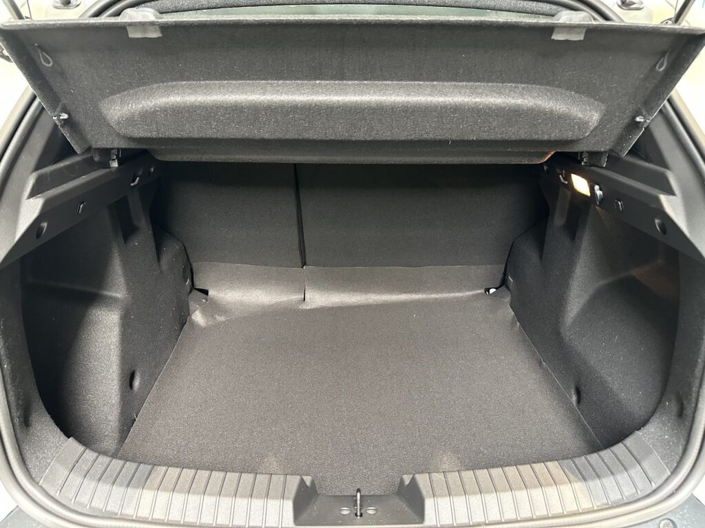 Dacia Duster Exposé-Bild 23
