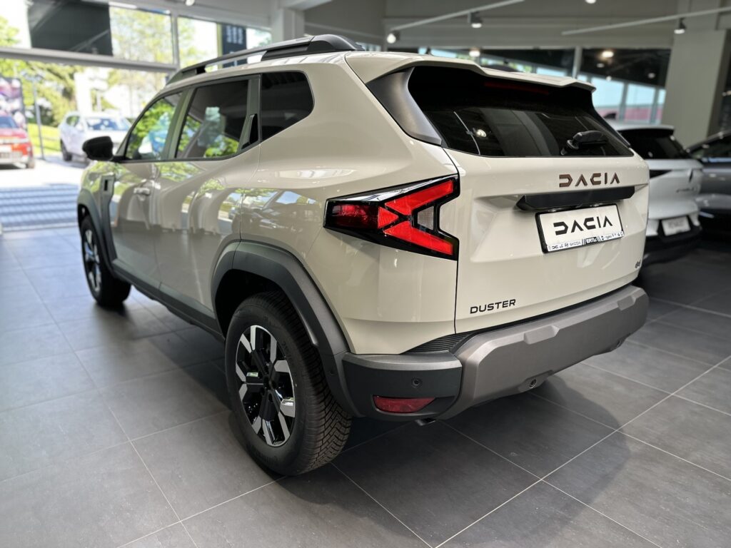 Dacia Duster Exposé-Bild 24