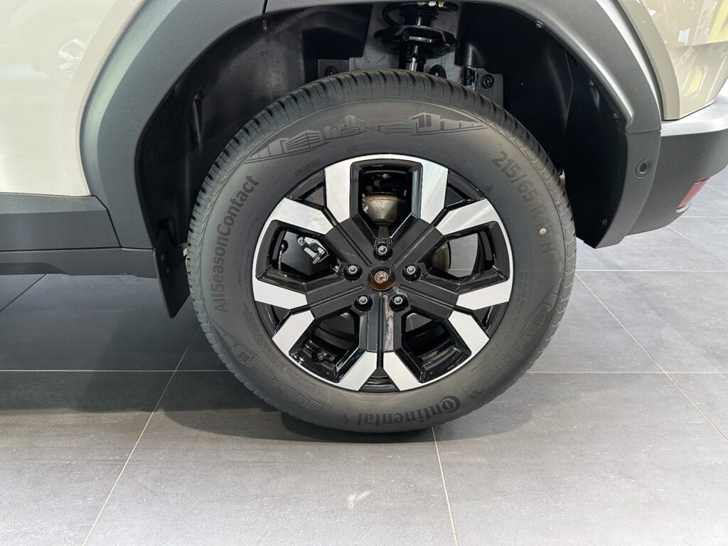 Dacia Duster Exposé-Bild 28