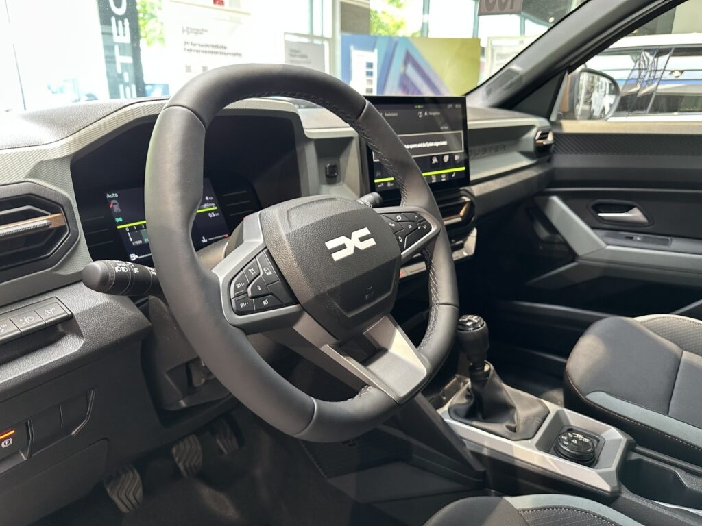 Dacia Duster Exposé-Bild 34