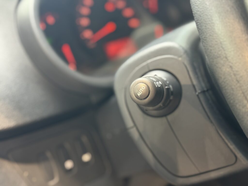 Renault Kangoo Exposé-Bild 27