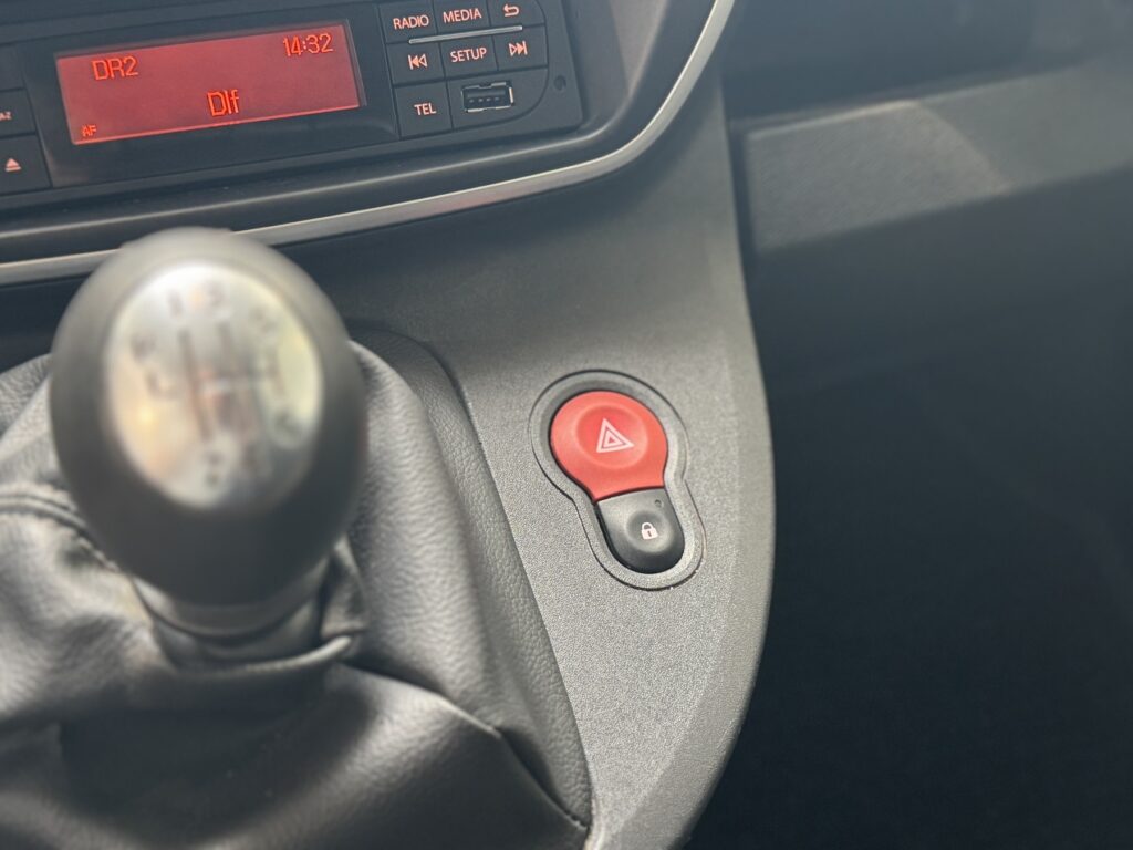 Renault Kangoo Exposé-Bild 33