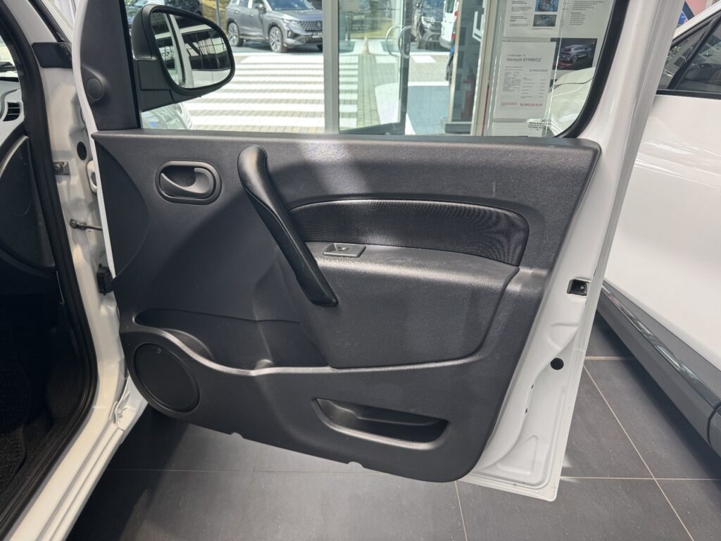 Renault Kangoo Exposé-Bild 39