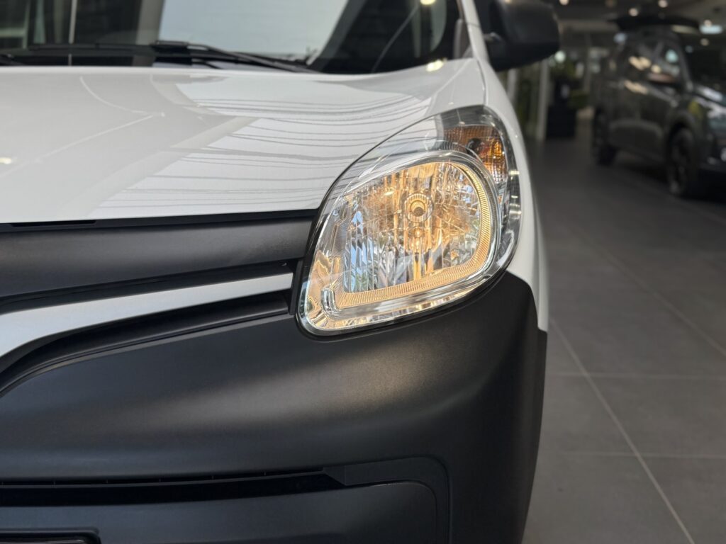 Renault Kangoo Exposé-Bild 41