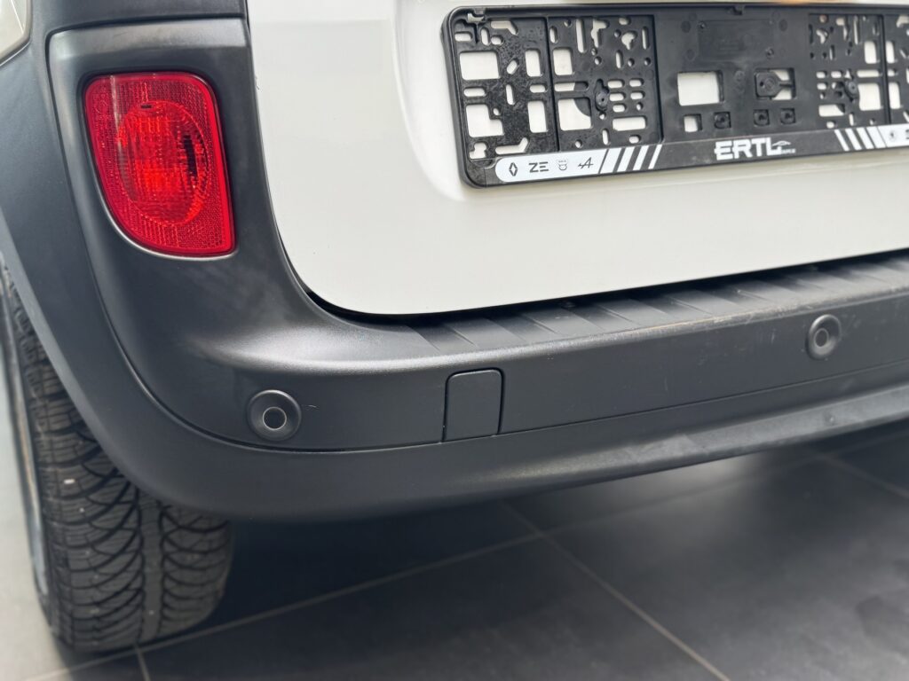 Renault Kangoo Exposé-Bild 48