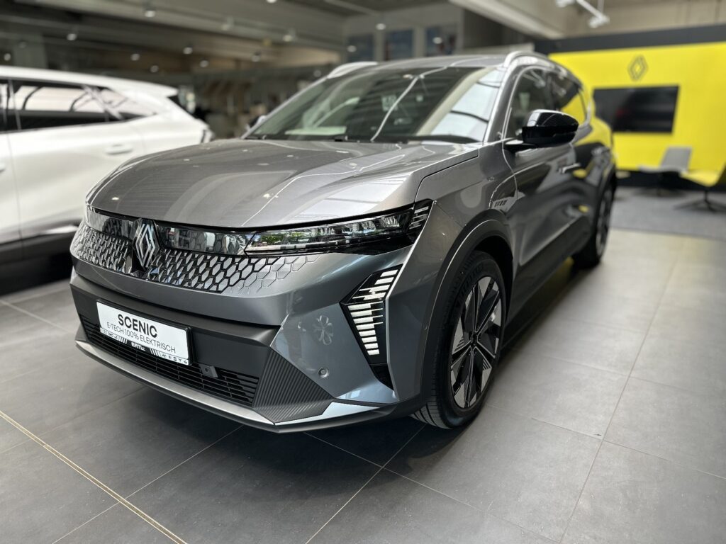 Renault Scenic E-TECH Exposé-Bild 1