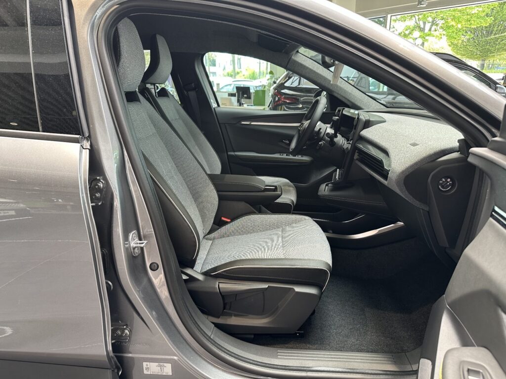 Renault Scenic E-TECH Exposé-Bild 11
