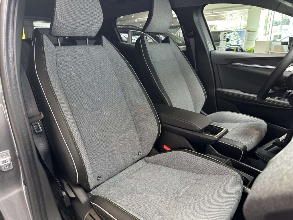 Renault Scenic E-TECH Exposé-Bild 13