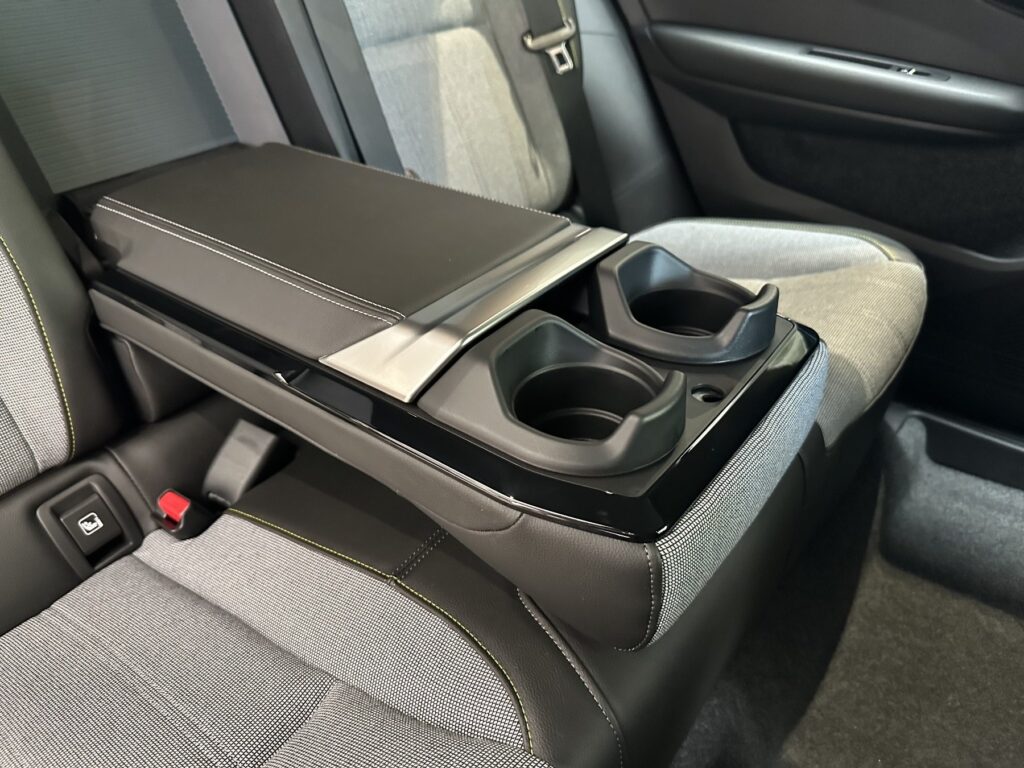 Renault Scenic E-TECH Exposé-Bild 18