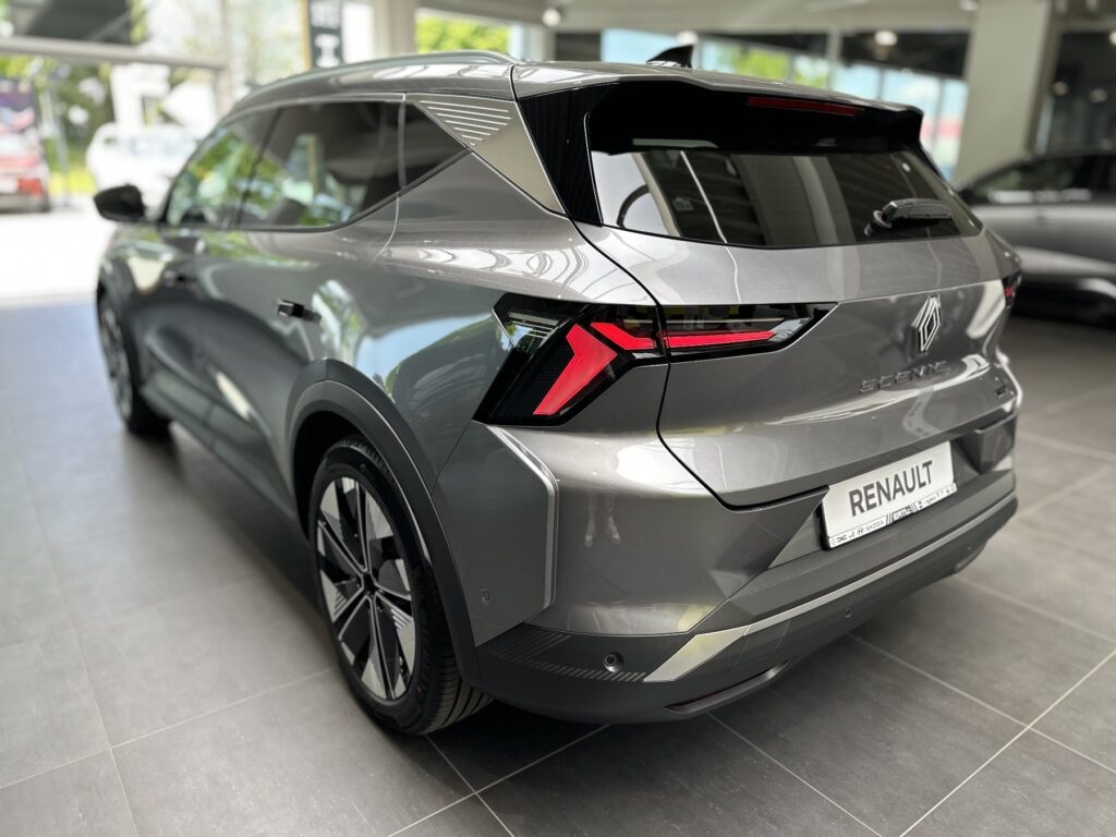Renault Scenic E-TECH Exposé-Bild 26