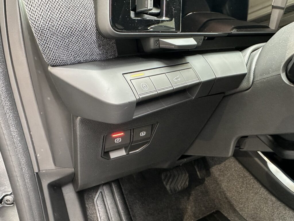 Renault Scenic E-TECH Exposé-Bild 33