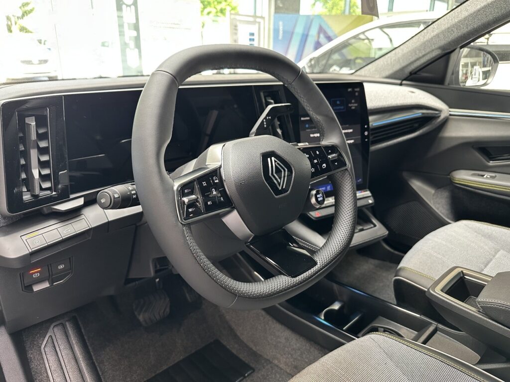 Renault Scenic E-TECH Exposé-Bild 35