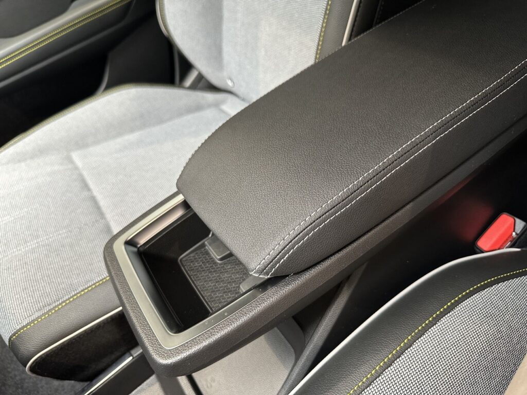 Renault Scenic E-TECH Exposé-Bild 45