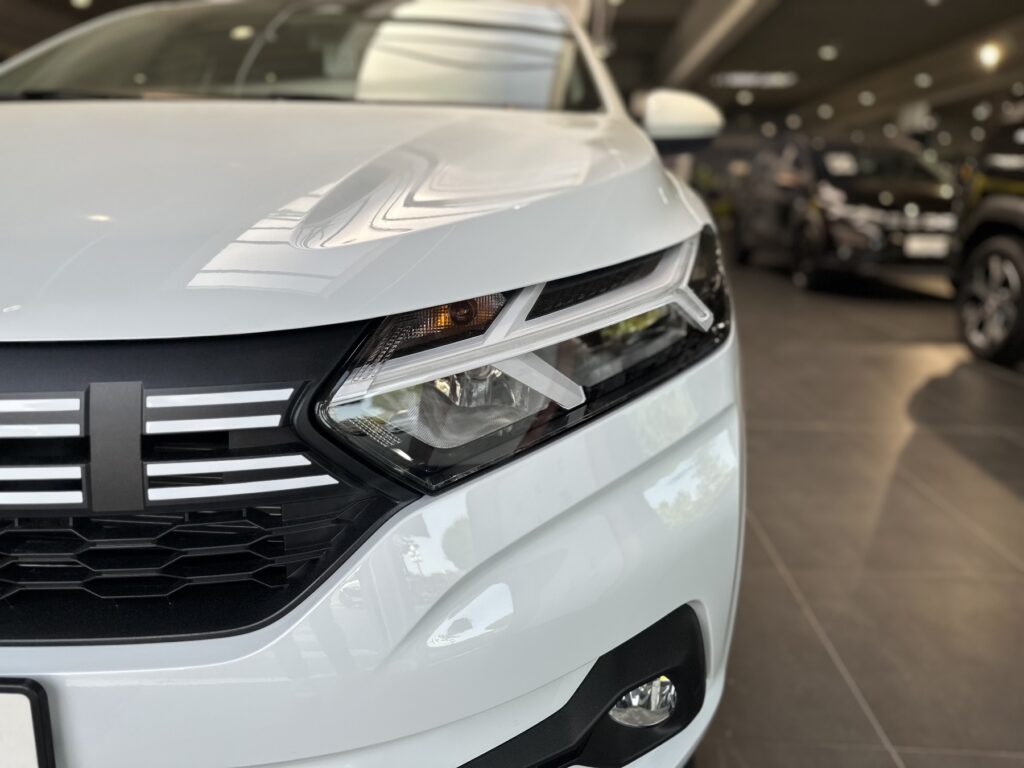 Dacia Sandero Exposé-Bild 5