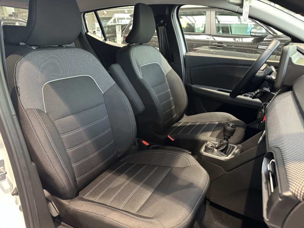 Dacia Sandero Exposé-Bild 13