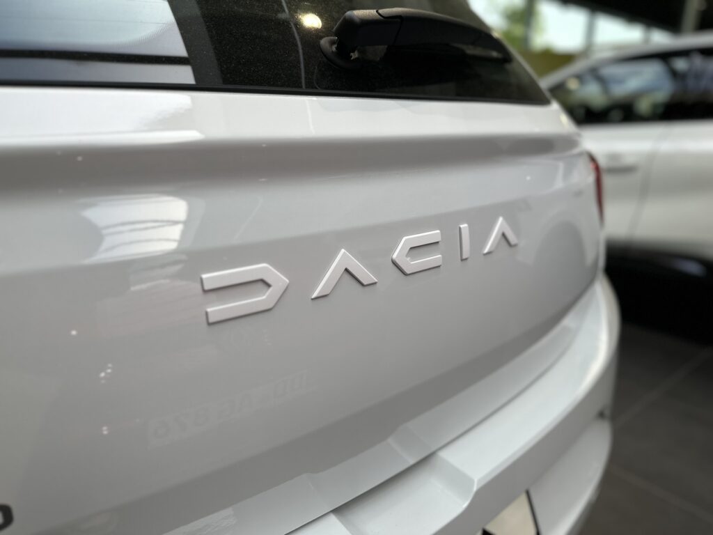Dacia Sandero Exposé-Bild 24