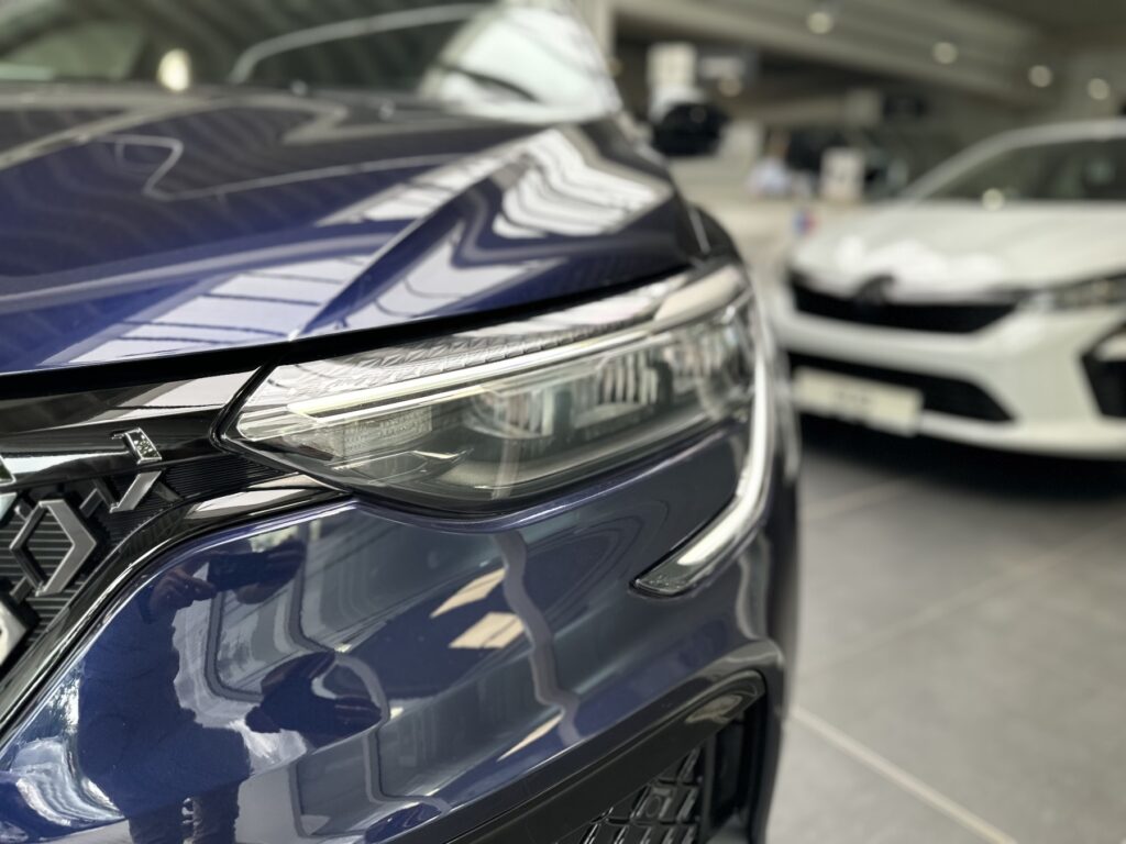 Renault Arkana Exposé-Bild 3
