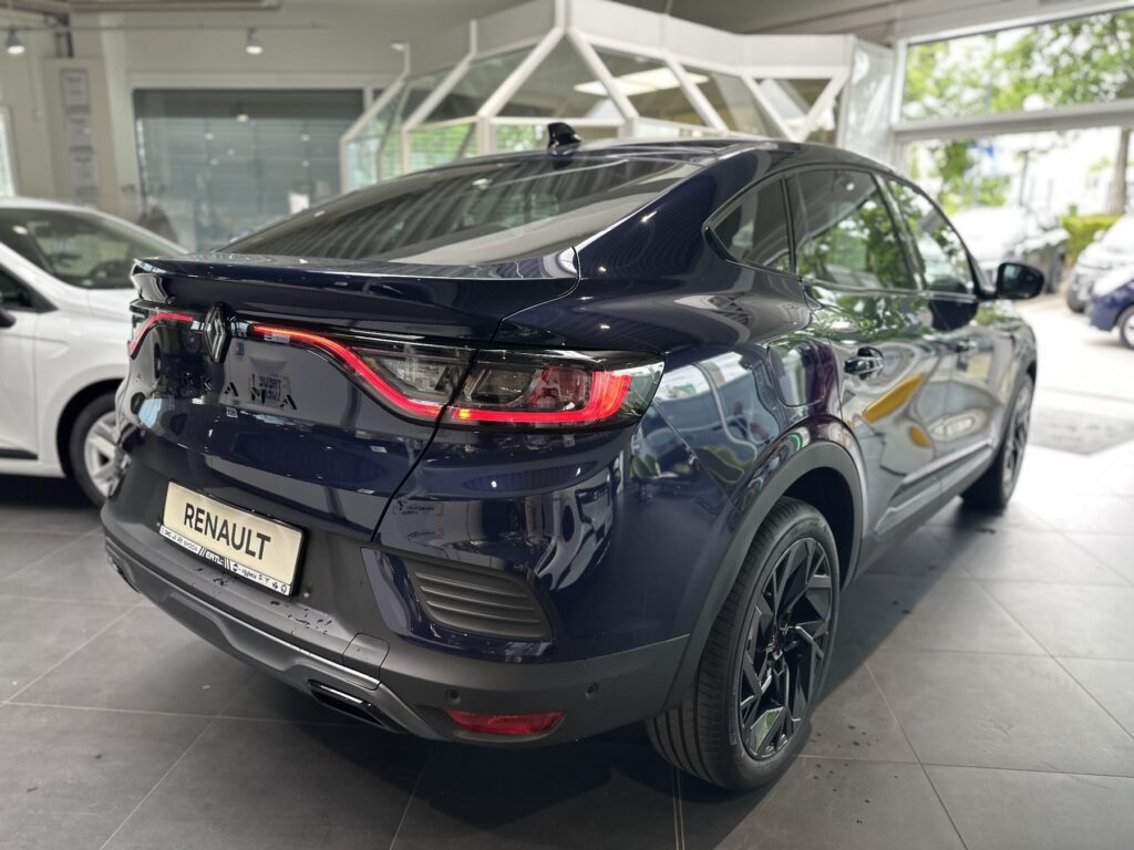 Renault Arkana Exposé-Bild 20