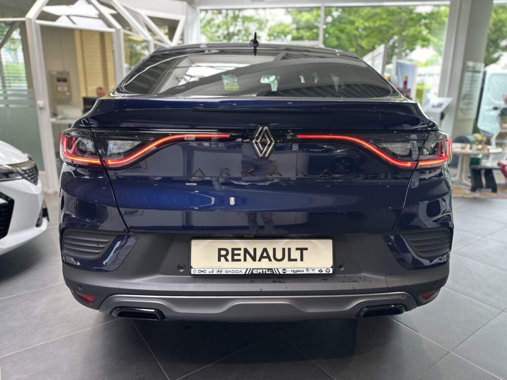 Renault Arkana Exposé-Bild 21
