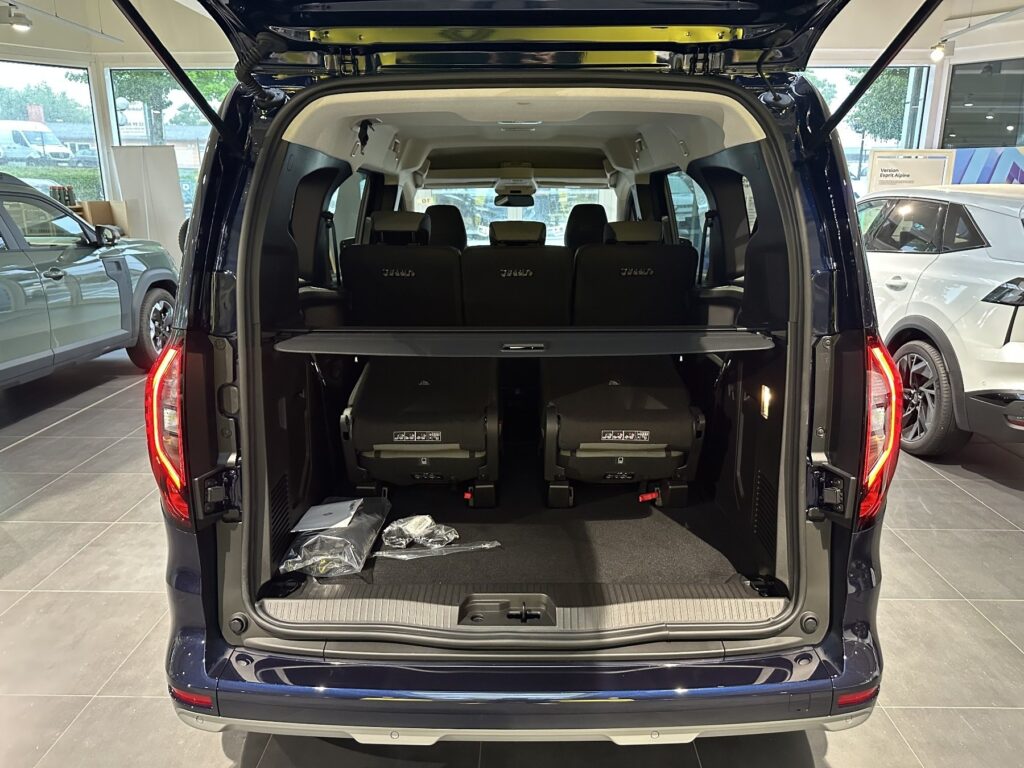 Renault Kangoo Exposé-Bild 26