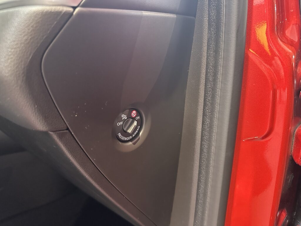 Renault Captur Exposé-Bild 11