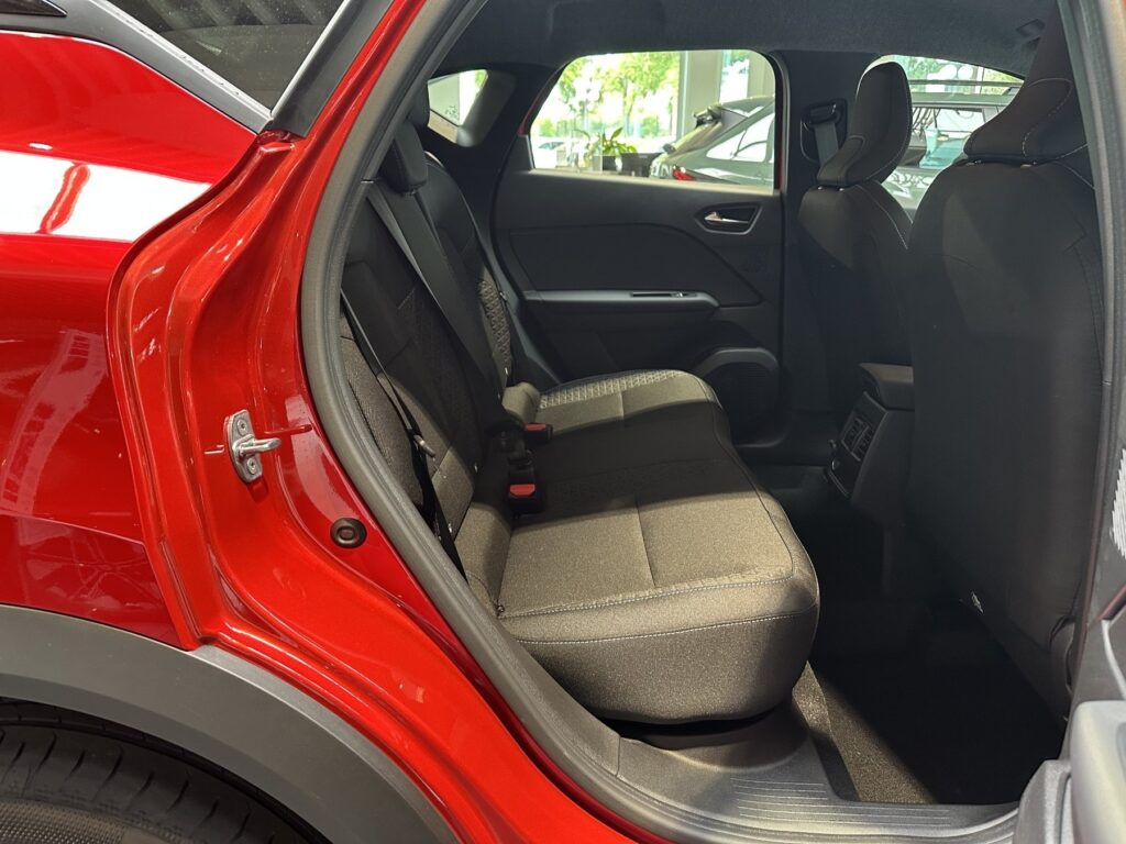 Renault Captur Exposé-Bild 14