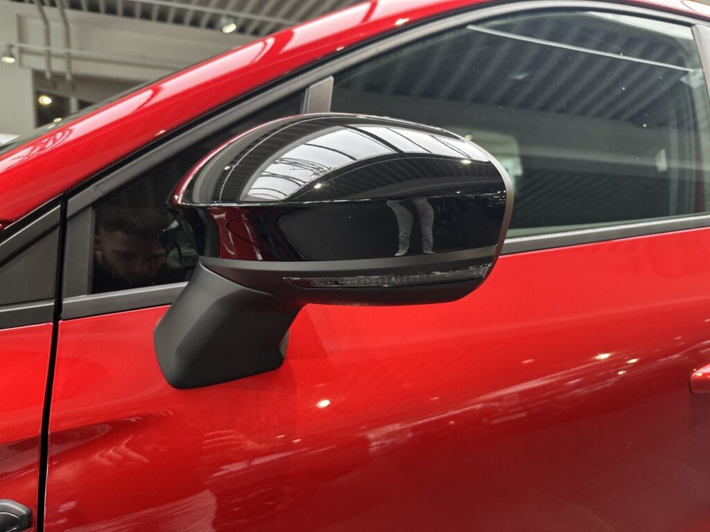 Renault Captur Exposé-Bild 28