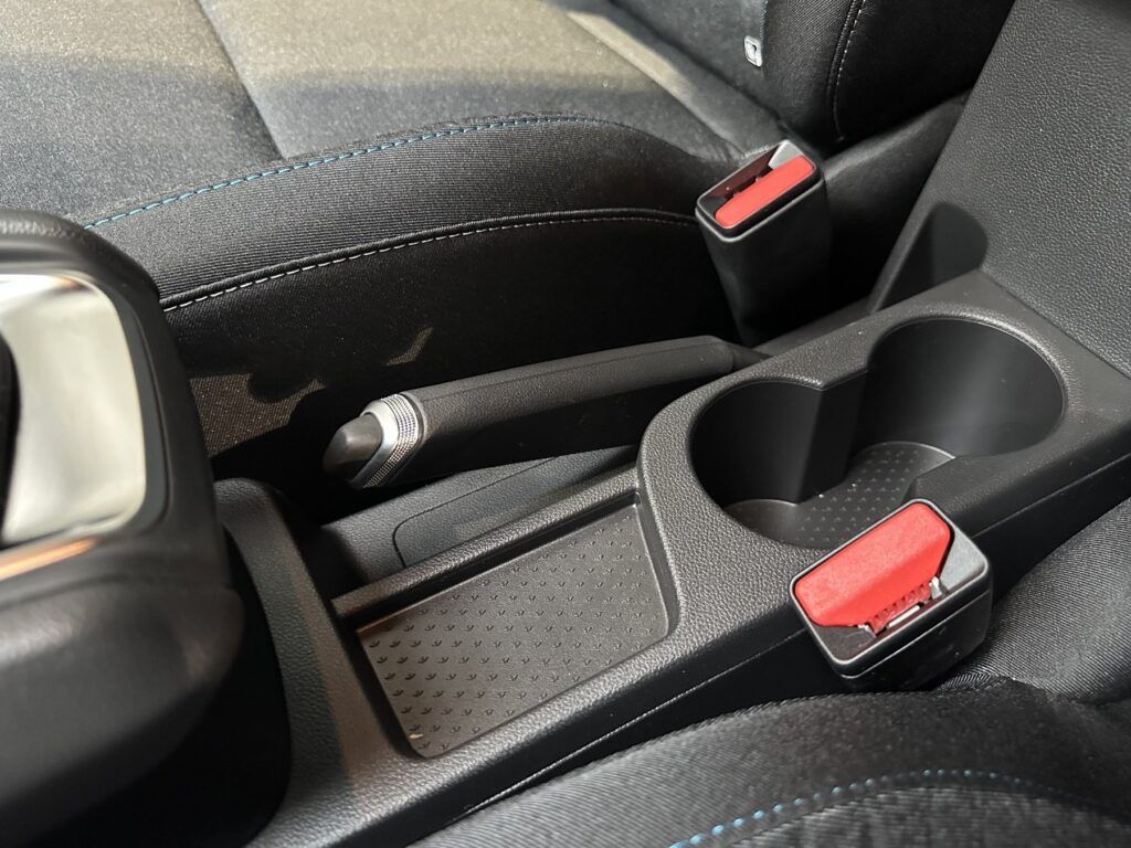 Renault Captur Exposé-Bild 47